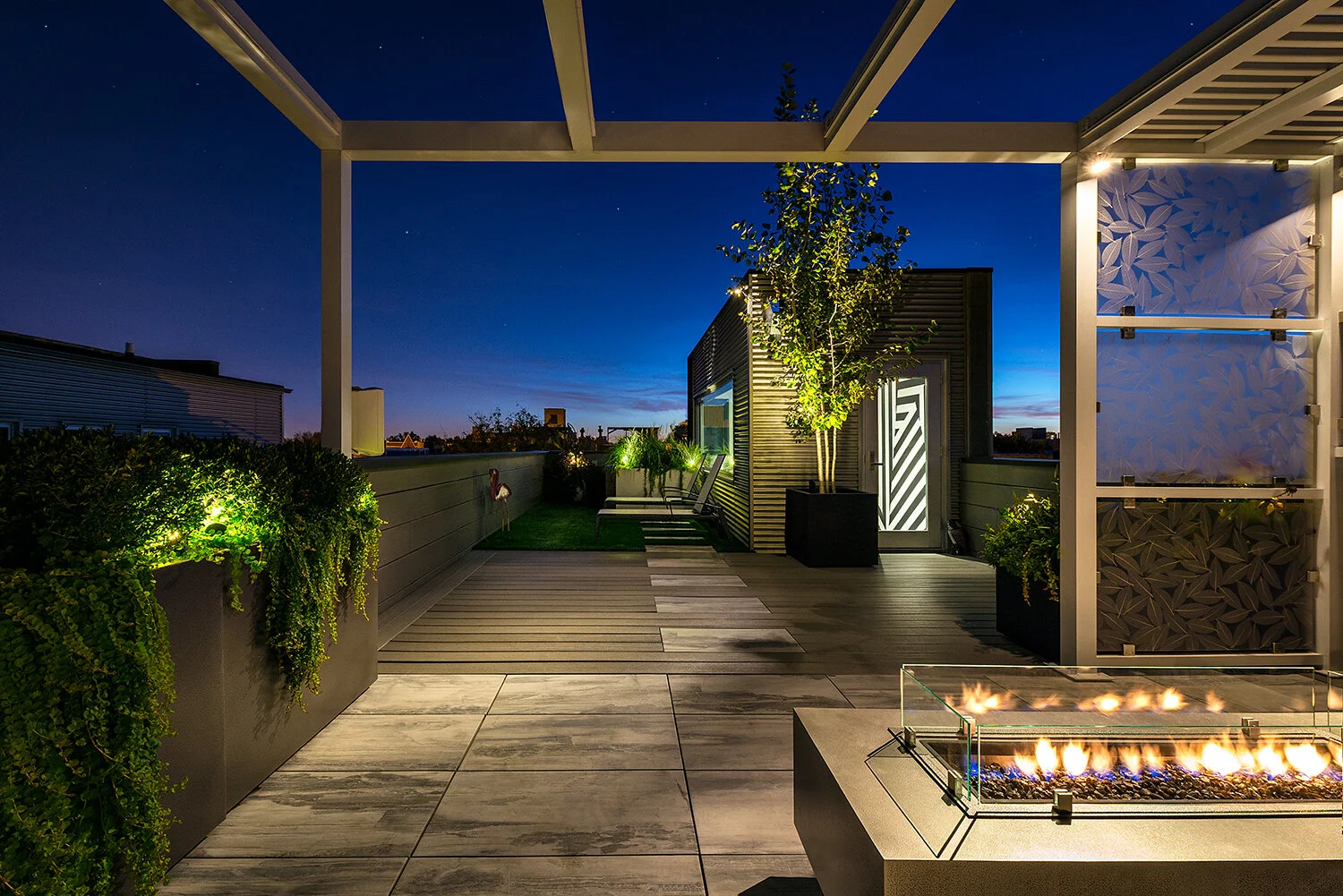 Rooftop deck cheap lighting